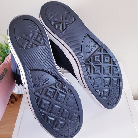 Converse Men's Chuck Taylor All Star High Street Sneaker - 10 women's 12 - Picture 11 of 14